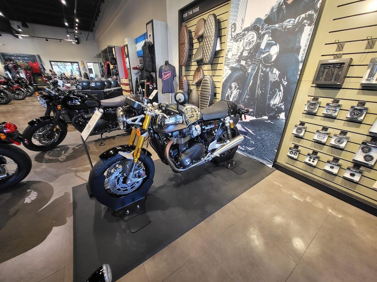 Dealer Image 4