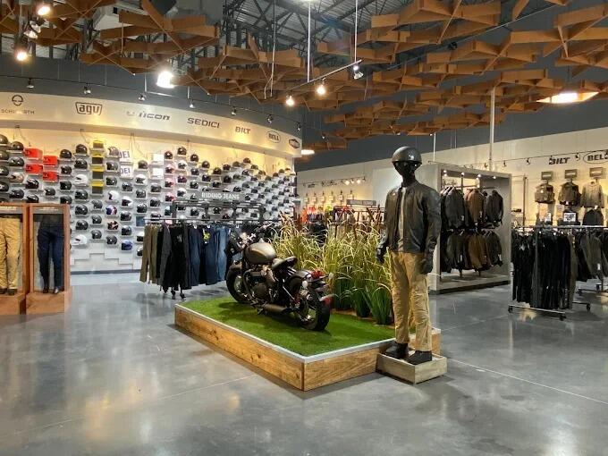 Dealer Image 4