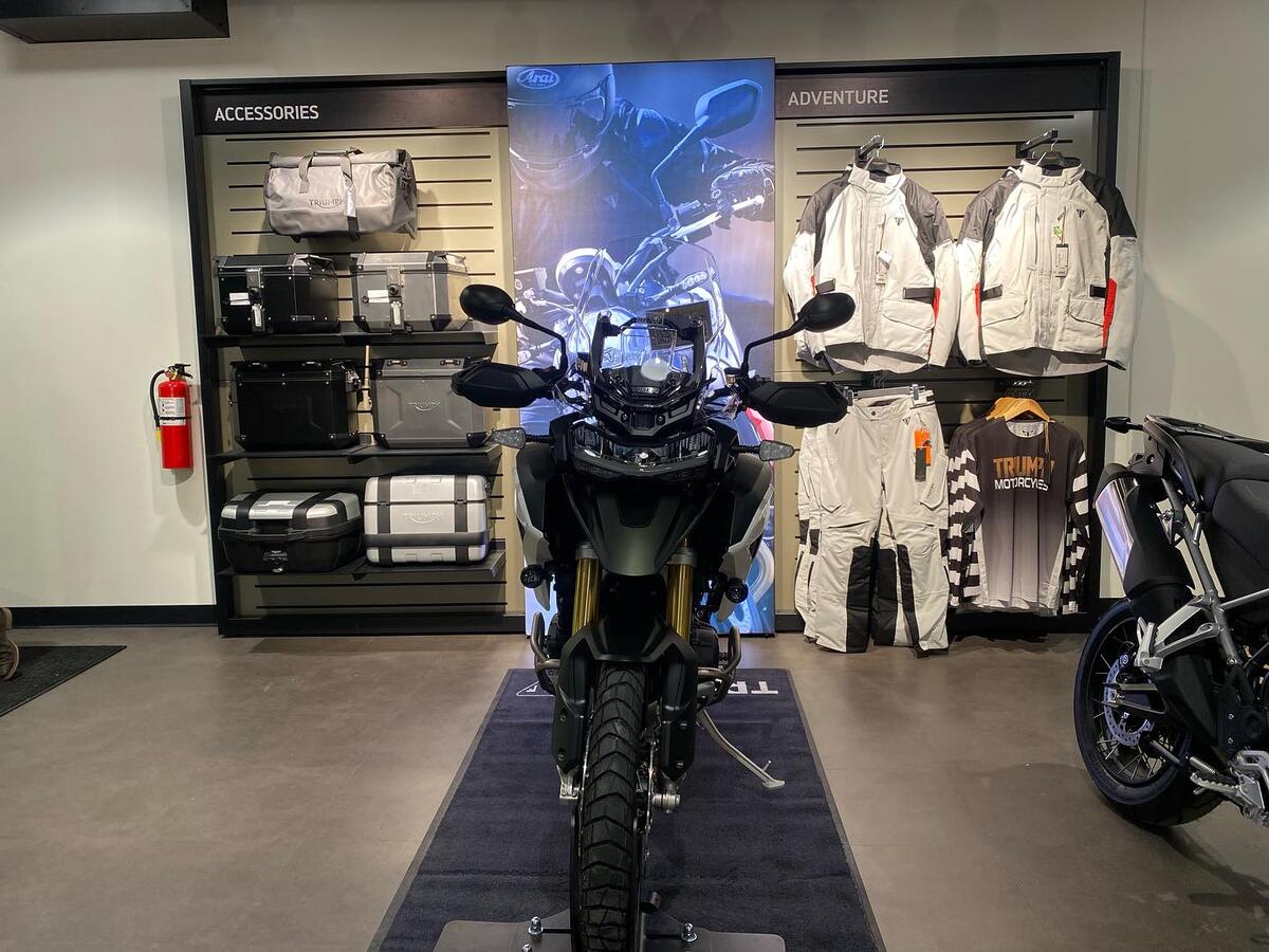 Dealer Image 4