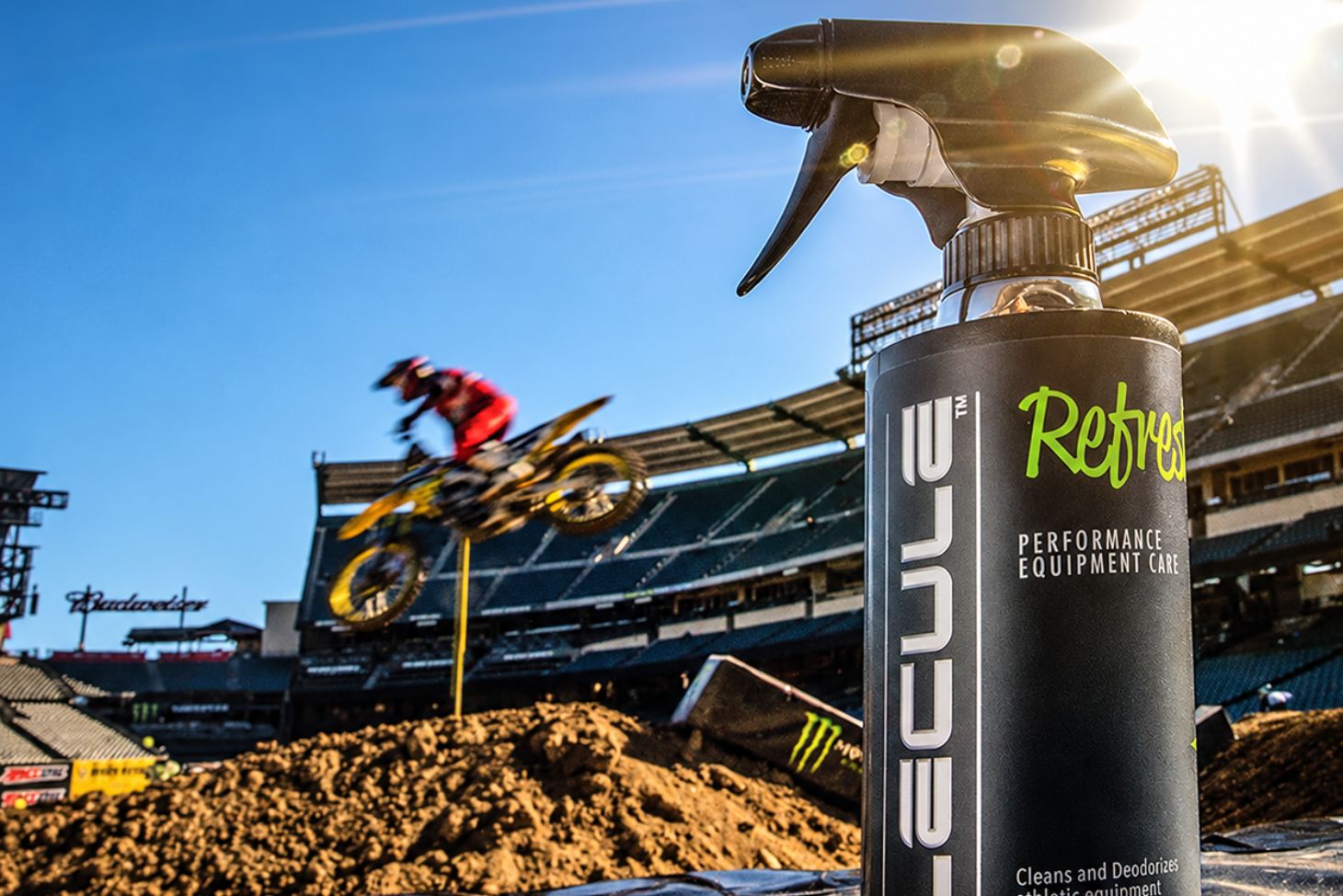 Molecule Apparel Refresh Sprayer