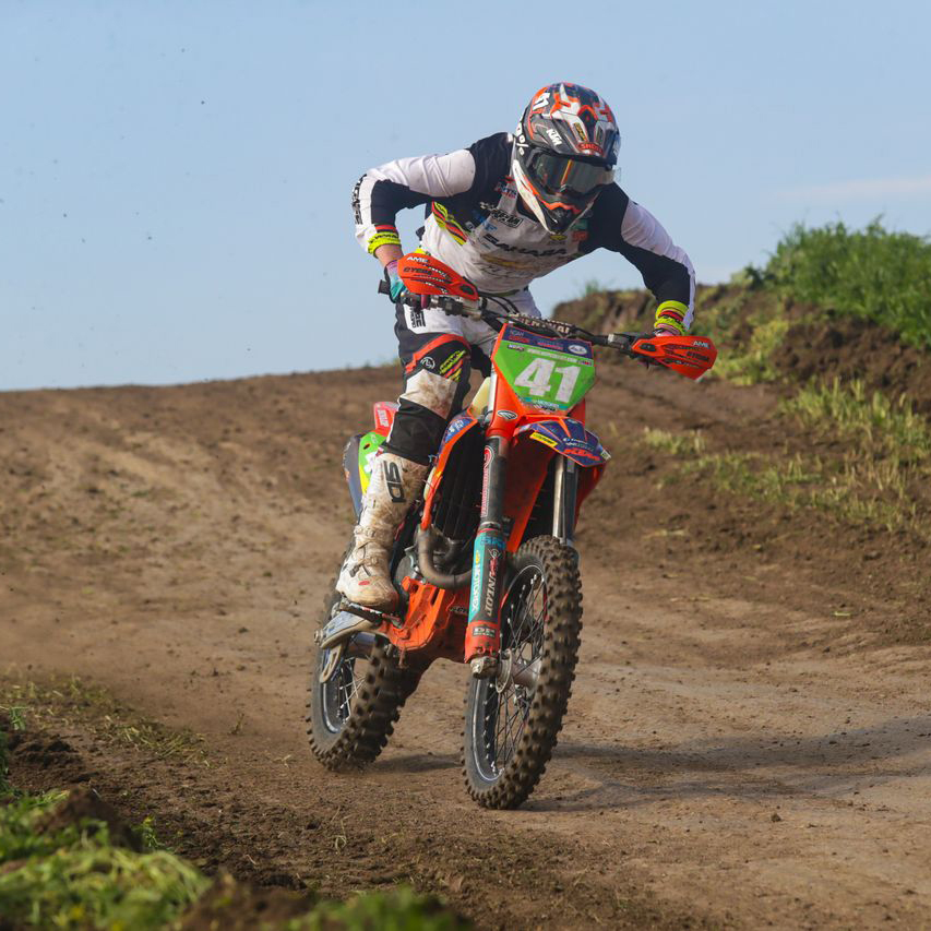 NOAH GORDON