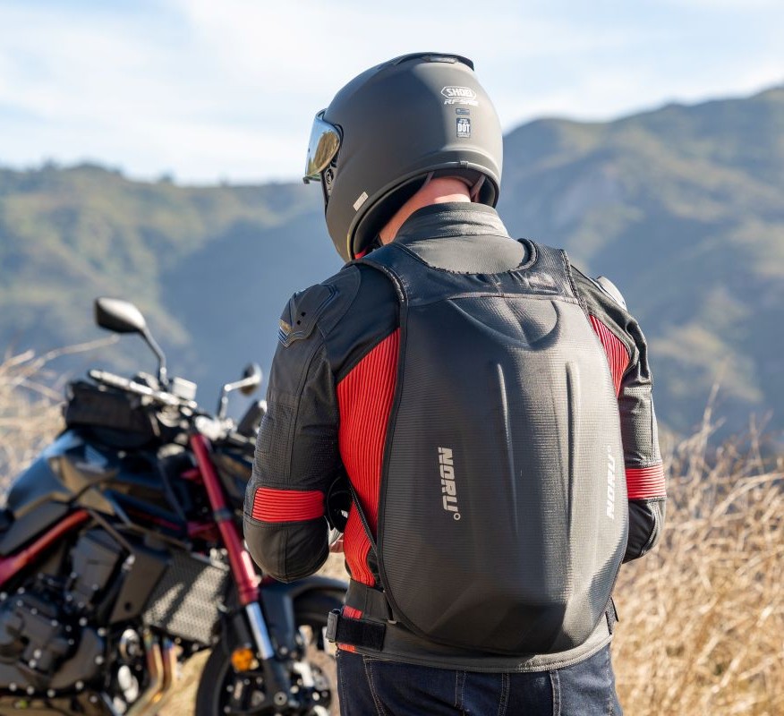 NORU street touring rider