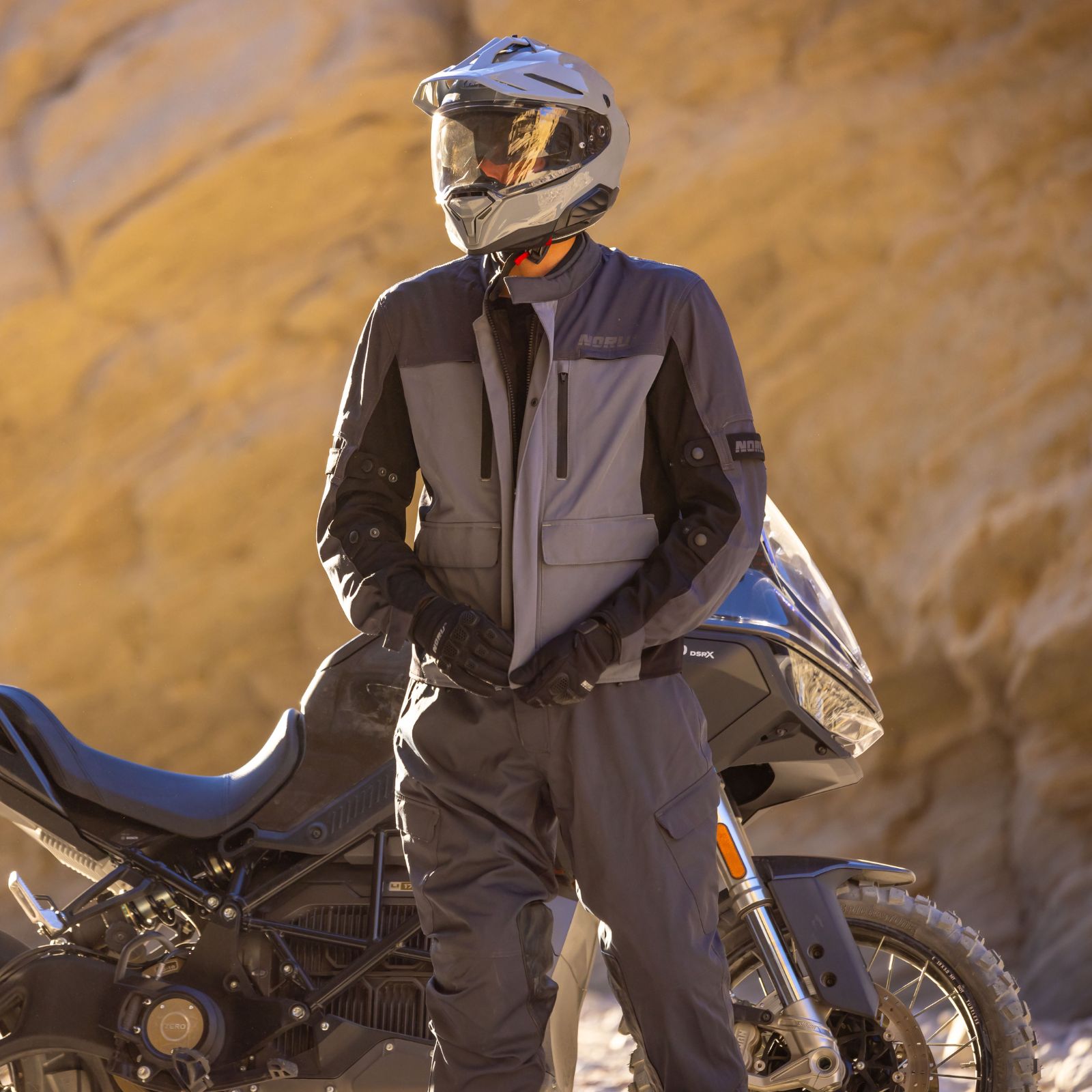 ジャケット・アウター hukurou Axis Men's Warm Waterproof Jacket with Hood - Carbon | KUIU