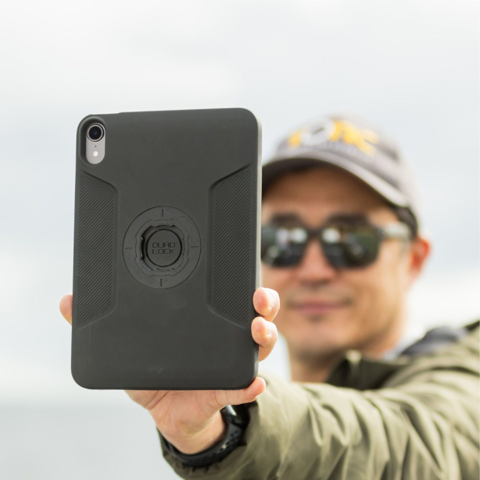 Quad Lock MAG iPad Case - iPad Mini 6 - Helmet House