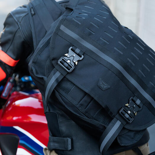 Waterproof Messenger Bag 11