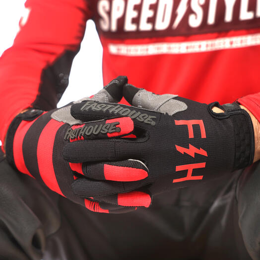 Speed Style Akin Gloves 9