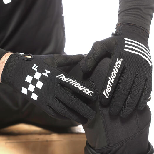 Speed Style Grit Gloves 6
