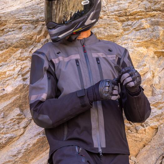 Adventure Lite Jacket 19