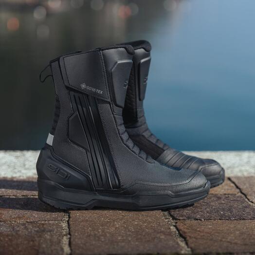 Aria 2 GTX Boot 8