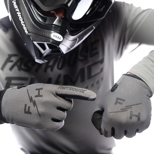 Carbon Eternal Glove 26