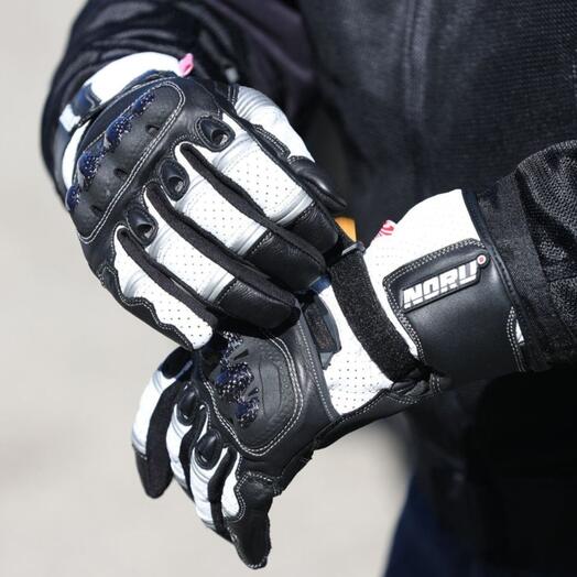 Sokudo Gloves 13