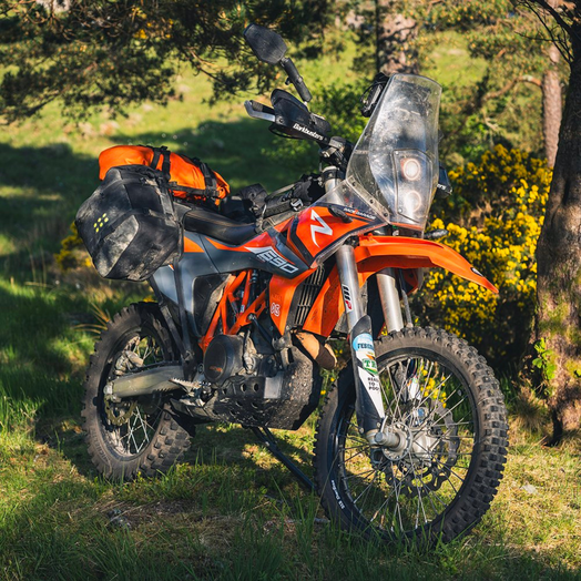 KTM 690 + Husqvarna 701 + GASGAS 700 Combo 9