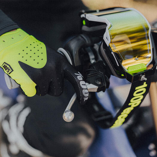 iTrack 2 Gloves 19
