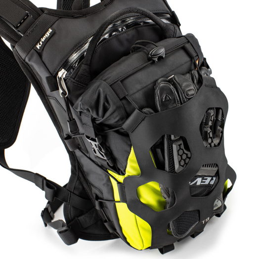 Trail 9 Backpack with 2L Bladder 8