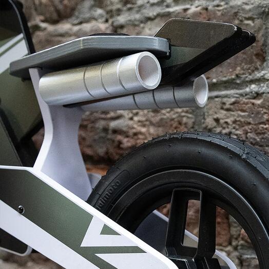 Triumph Daytona 765 Balance Bike 10