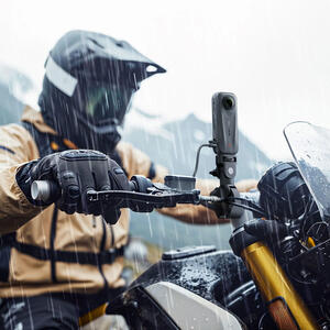 X4 Air All-Weather USB Charging Cover 8 Thumbnail