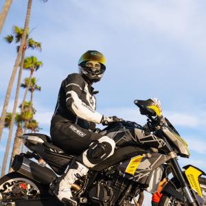 Revo Sport Air Men's 1-Piece Leather Suit 17 Thumbnail