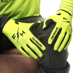 Carbon Eternal Glove 21 Thumbnail