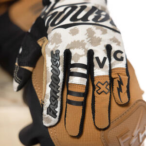 Women&rsquo;s Elrod Stay Golden Gloves 5 Thumbnail