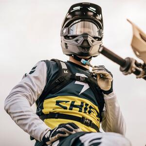 Hydro-2 Hydration Pack 13 Thumbnail