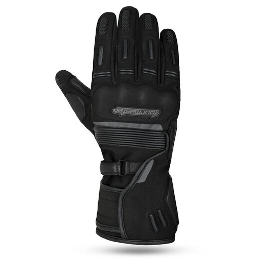 Black/Black Preview